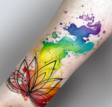 watercolor tattoo, splasch tattoo, akwarelowe tatuaże, tatuaże kobiece, pomysł na tatuaż, female tattoo, tatuaż kobiecy